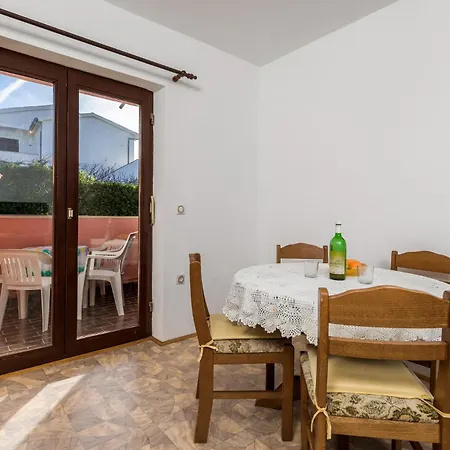 Gorgeous Apartment In Pag With Wifi Apartment Pag Town