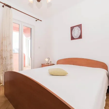 Gorgeous Apartment In Pag With Wifi *