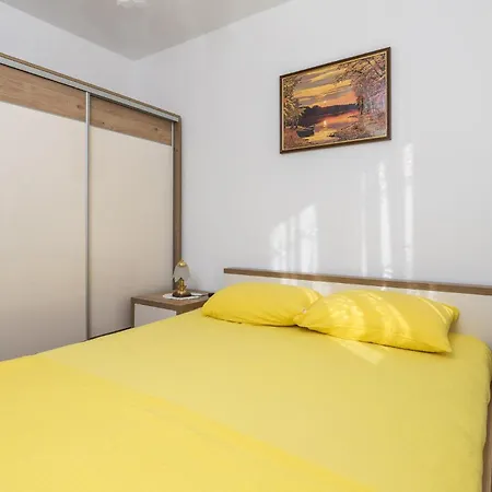 Apartamento Gorgeous Apartment In Pag With Wifi *