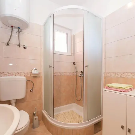Gorgeous Apartment In Pag With Wifi *